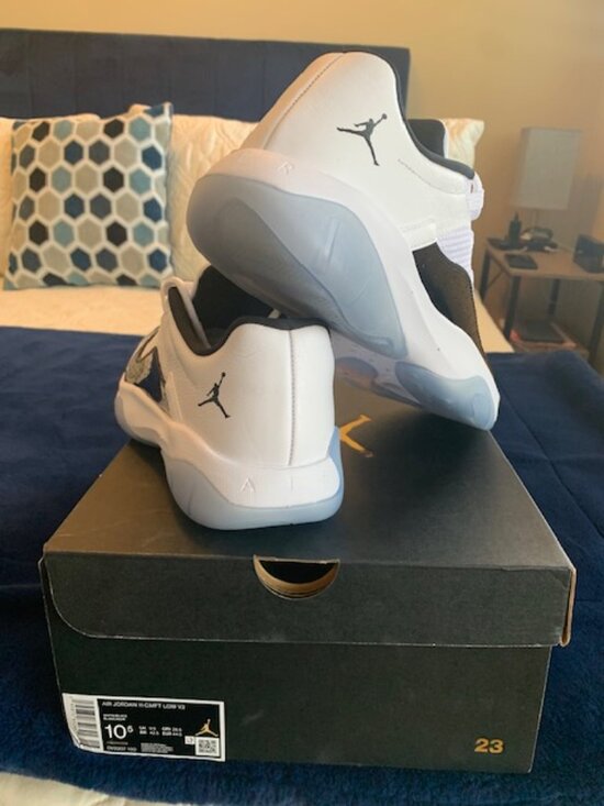 Jordan 11 CMFT Low V2 - Picture 4 of 4